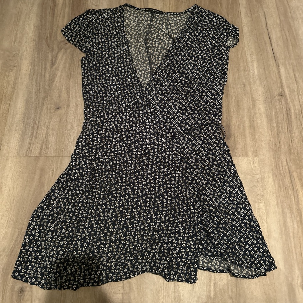 Brandy Melville Black and White Floral Mini Dress